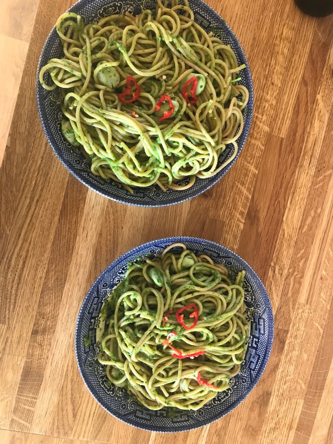 Pasta with avocado sauce