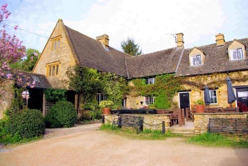 fox and hound great wolford