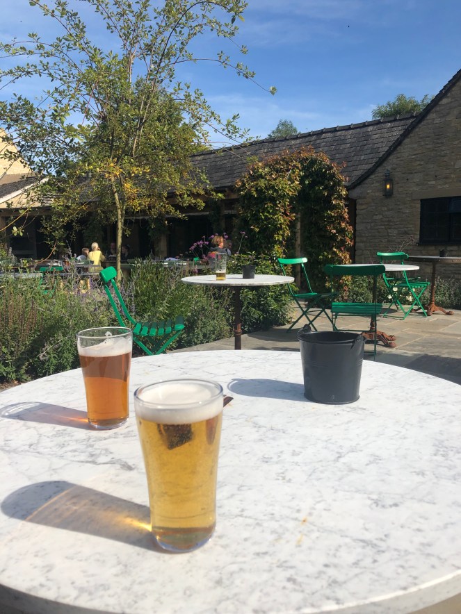 The Swan Ascott under Wychwood