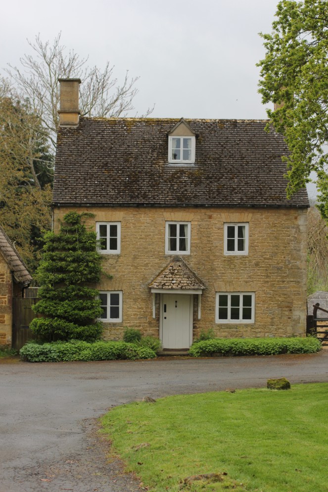 cotswold stone cottage