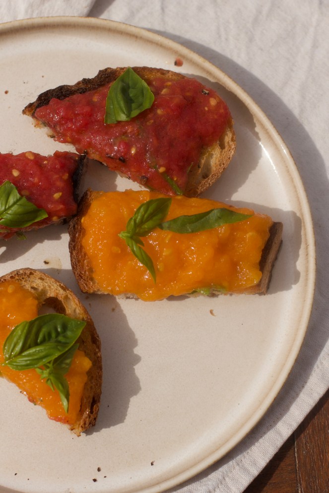 tomatoes on toast with tomatoes from Bruern farm shop and sourdough from Otis & Belle